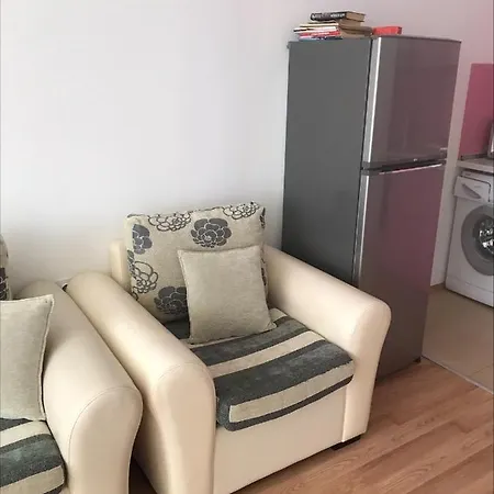 Bella Vista Apartment *